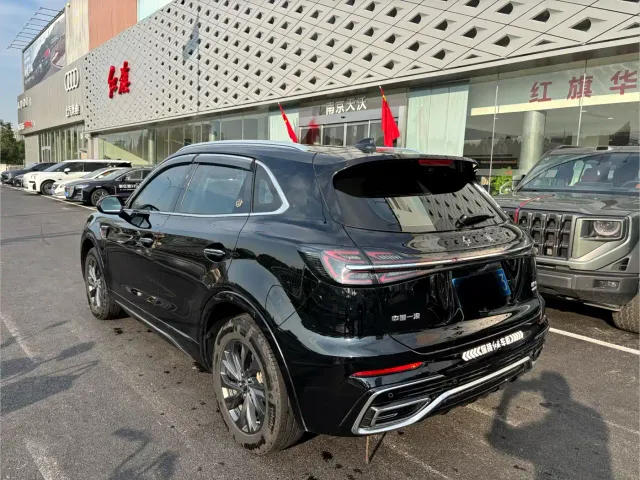 Hongqi HS5 — Фото автомобиля 5