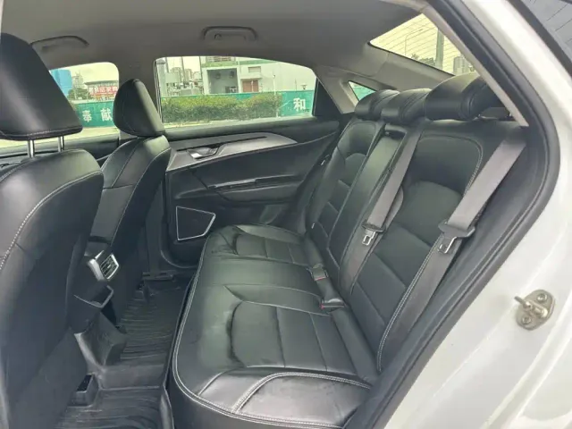 Geely Geometry A — Фото автомобиля 17