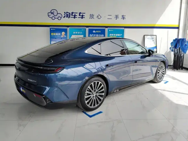 Geely Galaxy Xingyao 8 — Фото автомобиля 3