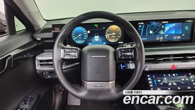 Hyundai Grandeur Grandeur (GN7) 2.5 Бензин 2WD — Фото автомобиля 12