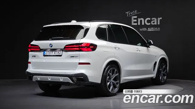 BMW X5 xDrive 40i M Sport — Фото автомобиля 2