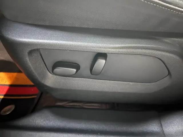 Buick Envision Plus — Фото автомобиля 28