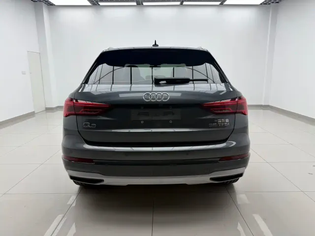 Audi Q3 — Фото автомобиля 5