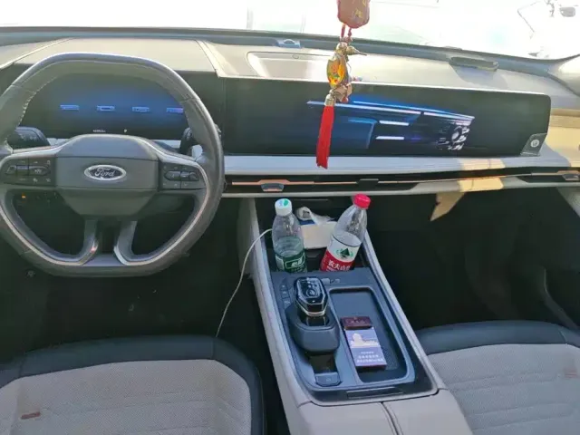 Ford Edge 2023 Edge L 2.0T EcoBoost 4WD 7-Seater Ultimate — Фото автомобиля 12