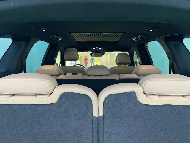 Nio ES8 — Фото автомобиля 13