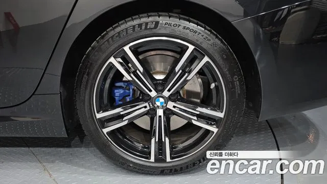 BMW 3-Series 3 серия (G20) 320i M Sport — Фото автомобиля 21