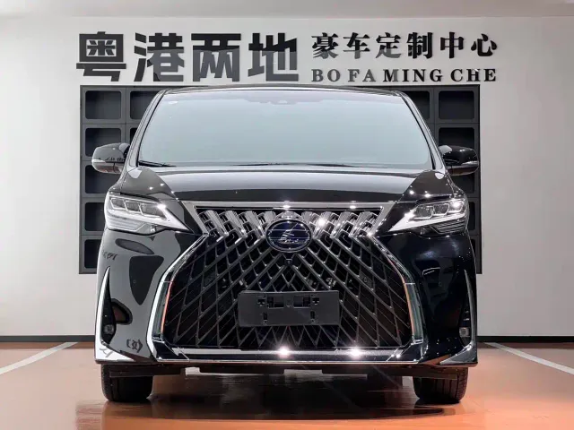Lexus LM — Фото автомобиля 2