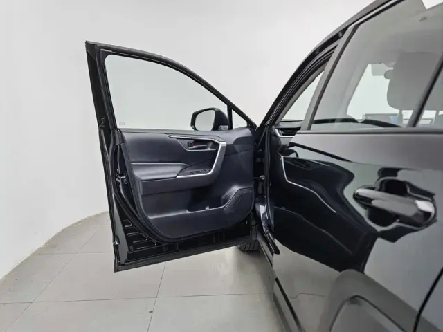 Toyota Wildlander — Фото автомобиля 8
