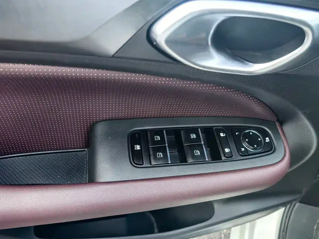 GAC Trumpchi M6 — Фото автомобиля 8