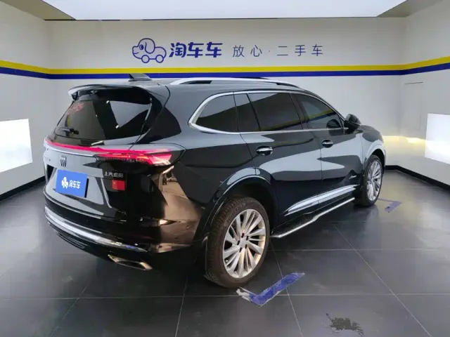Buick Envision Plus — Фото автомобиля 3