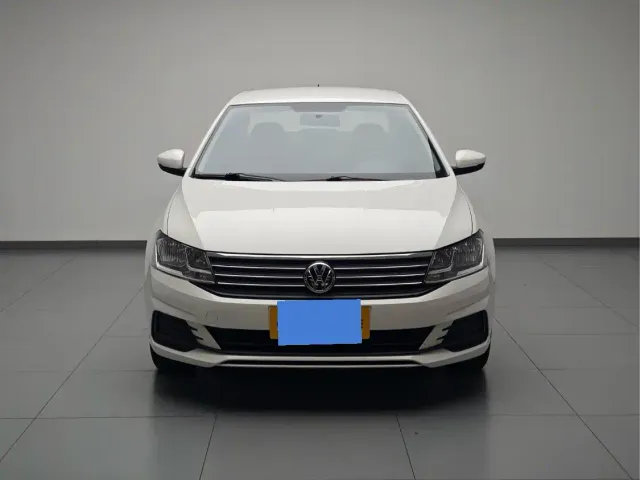 Volkswagen Lavida — Фото автомобиля 2