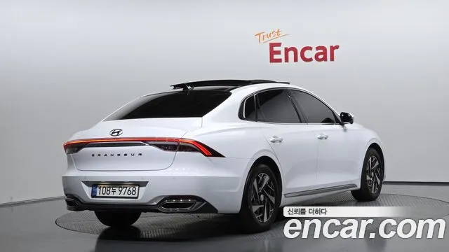 Hyundai Grandeur (New) Hybrid — Фото автомобиля 2