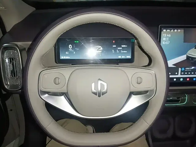 Leapmotor B10 — Фото автомобиля 10