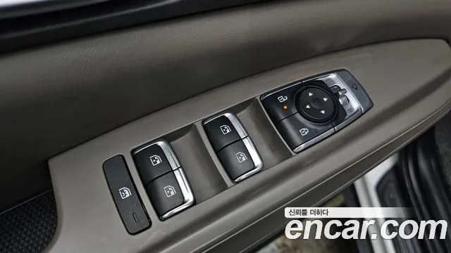 Kia Carnival Generation 4 — Фото автомобиля 19