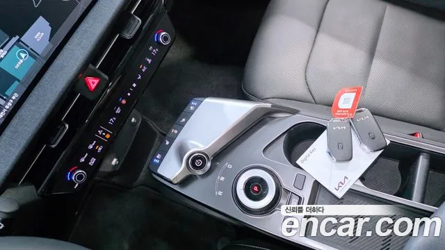 Kia EV6 — Фото автомобиля 13