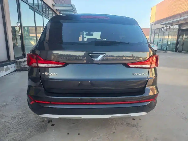 Jetta VS7 — Фото автомобиля 5