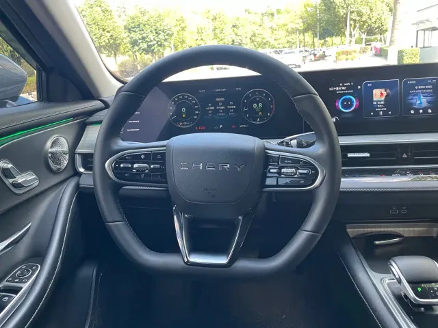 Chery Arrizo 8 — Фото автомобиля 16