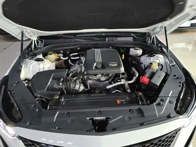 Cadillac CT5 — Фото автомобиля 19