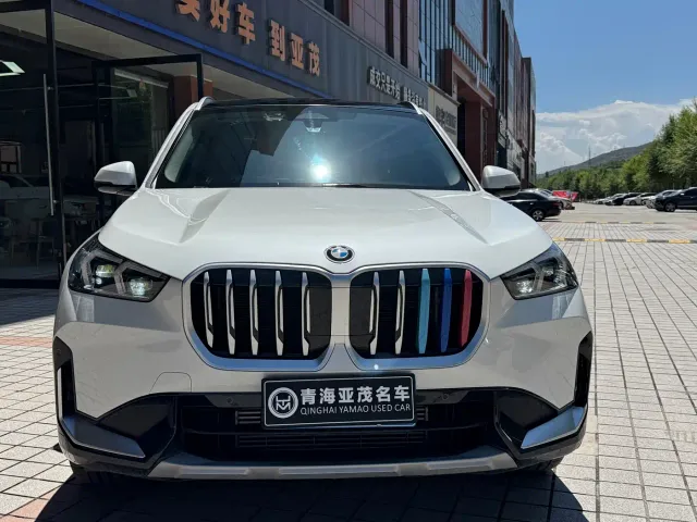 BMW X1 — Фото автомобиля 2