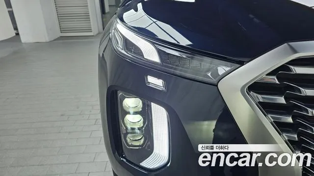 Hyundai Palisade Palisade Дизель 2.2 2WD — Фото автомобиля 19