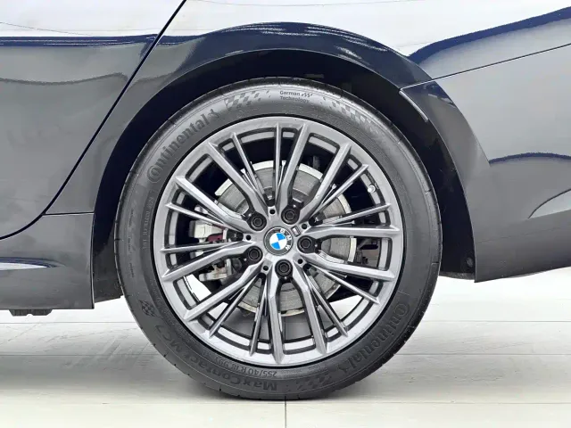 BMW 3 Series — Фото автомобиля 16