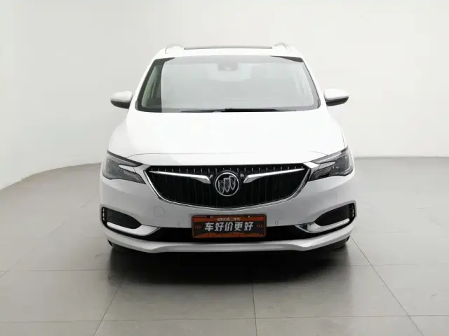Buick GL6 — Фото автомобиля 3