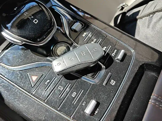 BYD Qin PLUS — Фото автомобиля 8