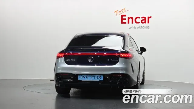 Mercedes-Benz EQS — Фото автомобиля 4