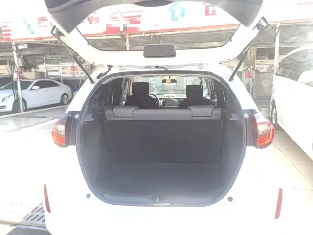 Honda Fit — Фото автомобиля 18