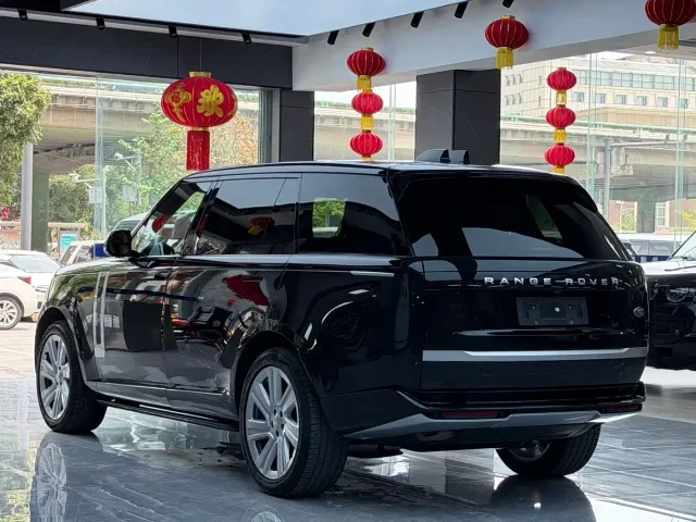 Land Rover Range Rover — Фото автомобиля 16