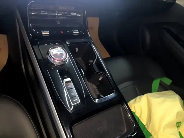 Wuling Starlight — Фото автомобиля 13