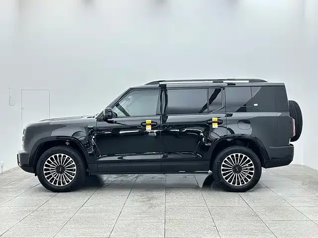 Haval Great Wall H10 — Фото автомобиля 8