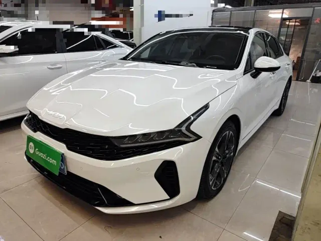 Фотография автомобиля — Kia K5