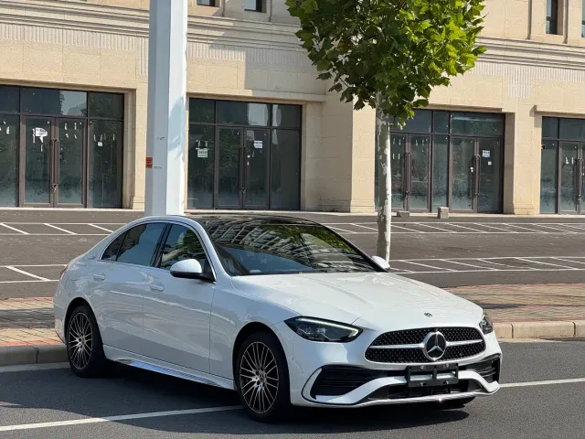 Mercedes-Benz C-Class — Фото автомобиля 4
