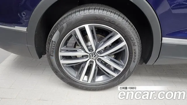 Volkswagen Tiguan — Фото автомобиля 4