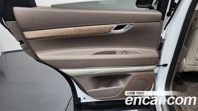 Genesis GV80 2.5T Бензин 2WD — Фото автомобиля 21