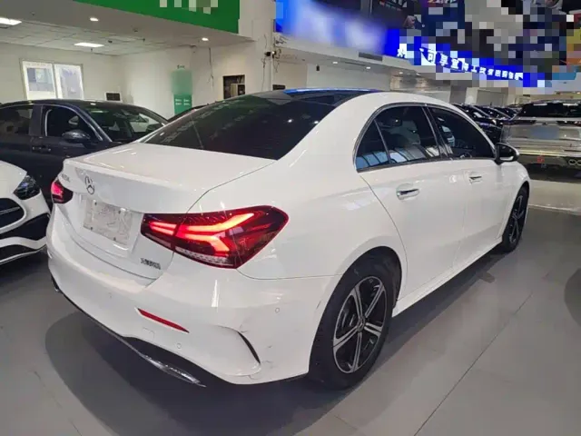 Mercedes-Benz A-Class — Фото автомобиля 6