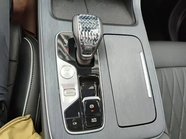 GAC Trumpchi GS8 — Фото автомобиля 13