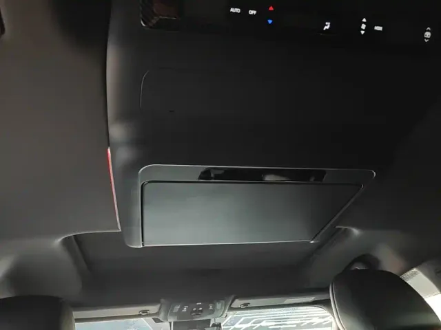 Toyota Granvia — Фото автомобиля 17