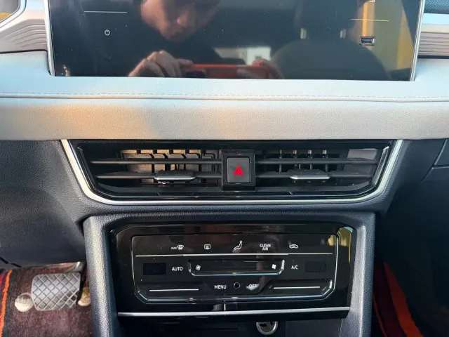Volkswagen Tharu — Фото автомобиля 16