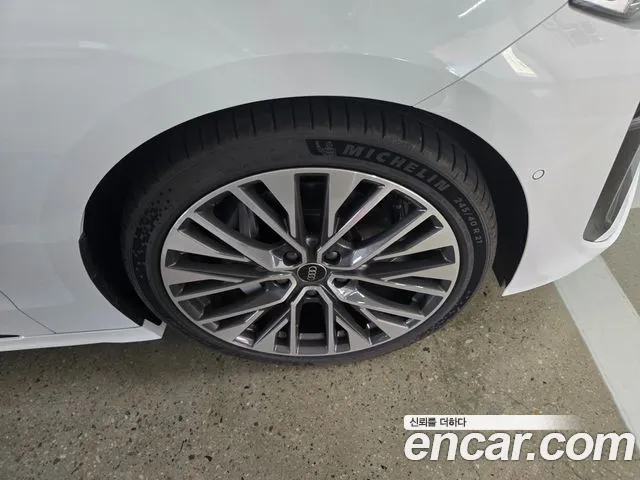 Audi A6 e-tron — Фото автомобиля 5