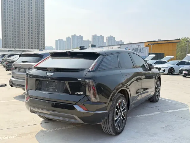Cadillac Optiq — Фото автомобиля 9