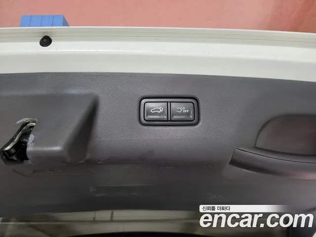 Kia Carnival 4th Gen — Фото автомобиля 13