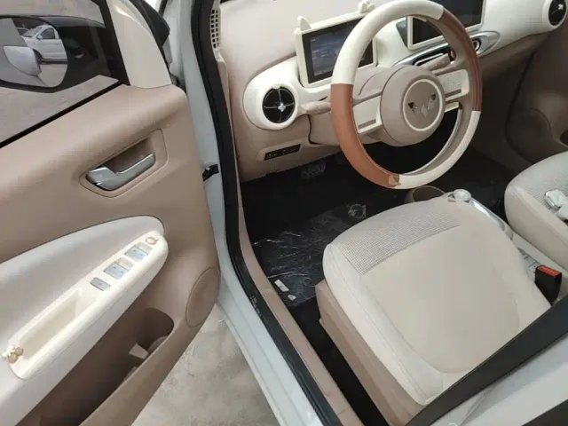 Wuling Hongguang Mini EV — Фото автомобиля 15