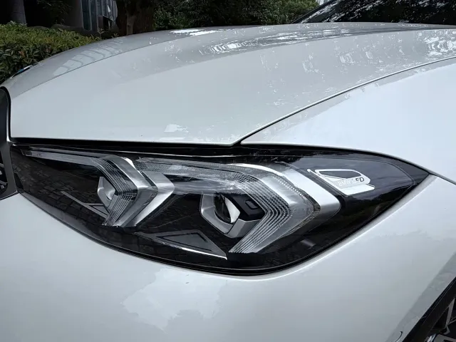 BMW 3 Series — Фото автомобиля 8