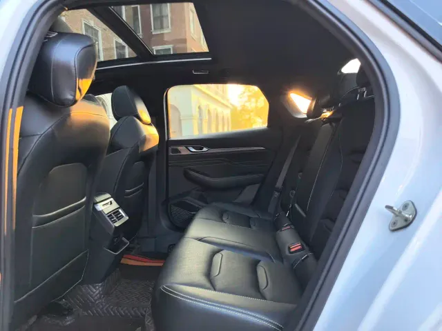Geely Xingrui — Фото автомобиля 7