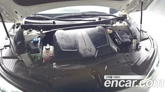 Kia EV6 — Фото автомобиля 6