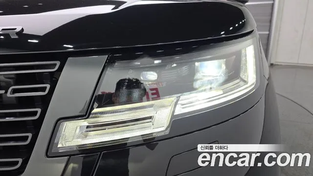 Land Rover Range Rover — Фото автомобиля 17