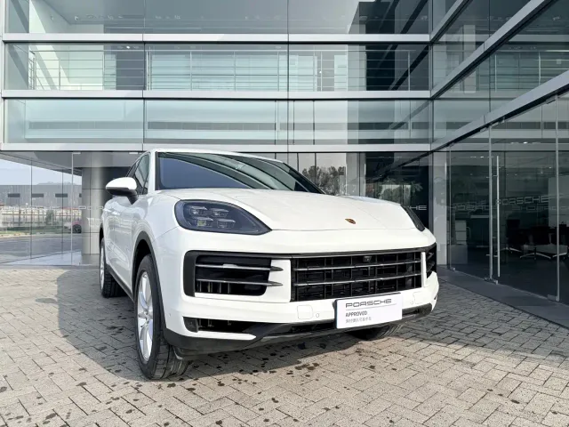 Porsche Cayenne — Фото автомобиля 3