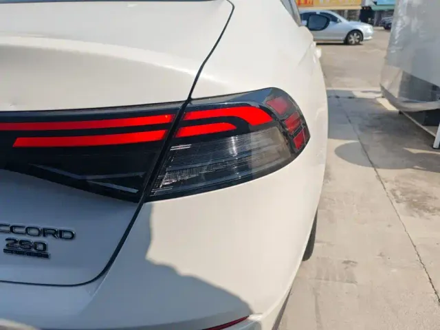 Honda Accord — Фото автомобиля 23